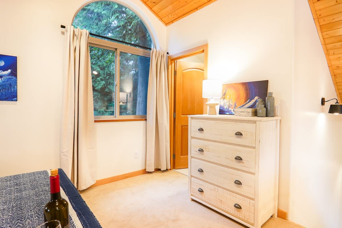 Mt Baker Luxe Chalet | Hot Tub, BBQ& Mtn Views #29