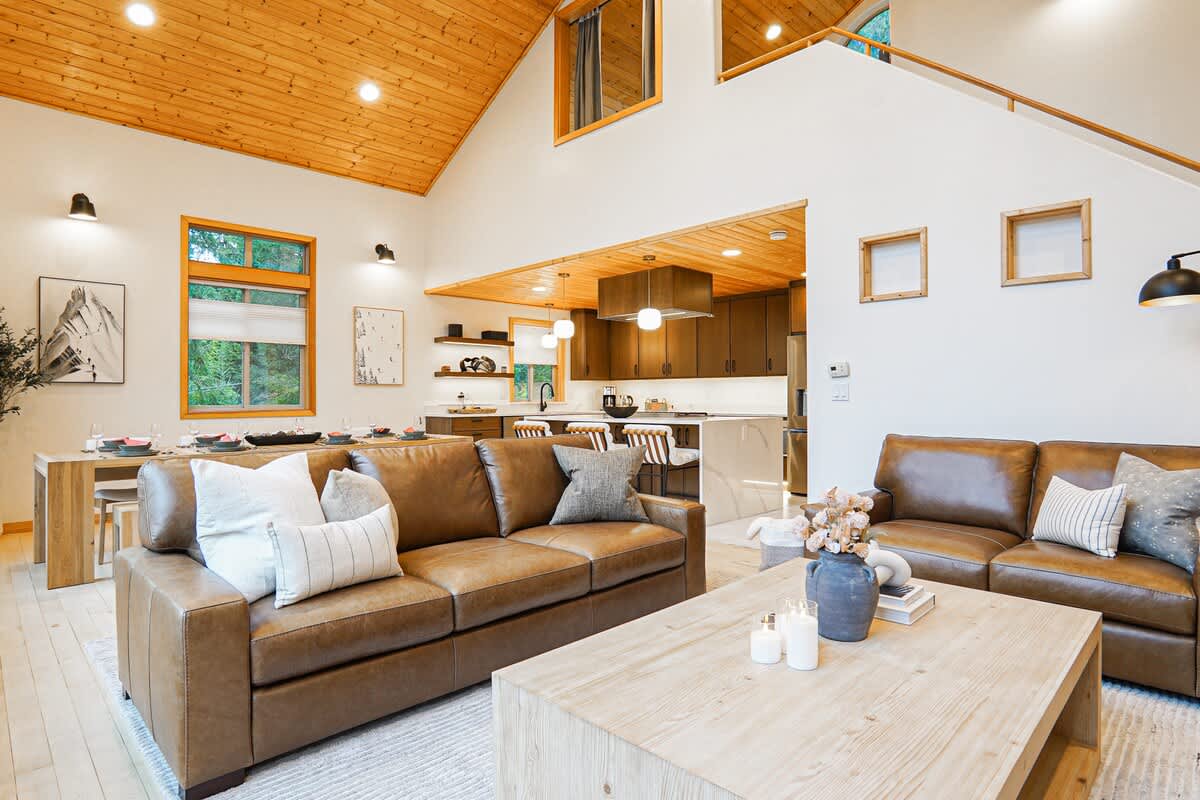 Mt Baker Luxe Chalet | Hot Tub, BBQ& Mtn Views #20