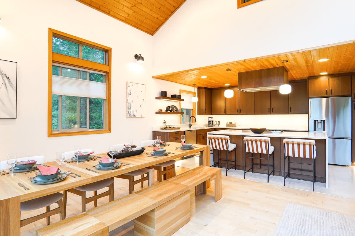 Mt Baker Luxe Chalet | Hot Tub, BBQ& Mtn Views #27