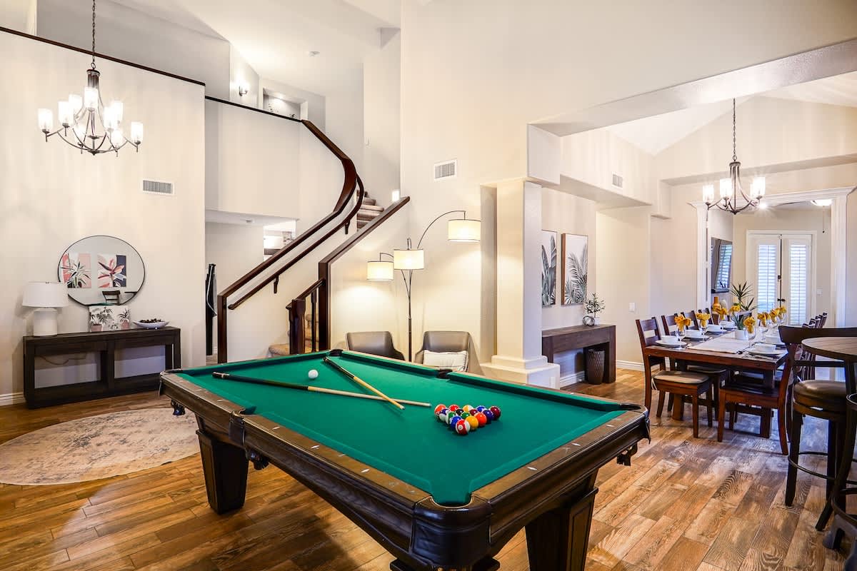 4BR Luxury Lake Family House, Escape the Cold #62