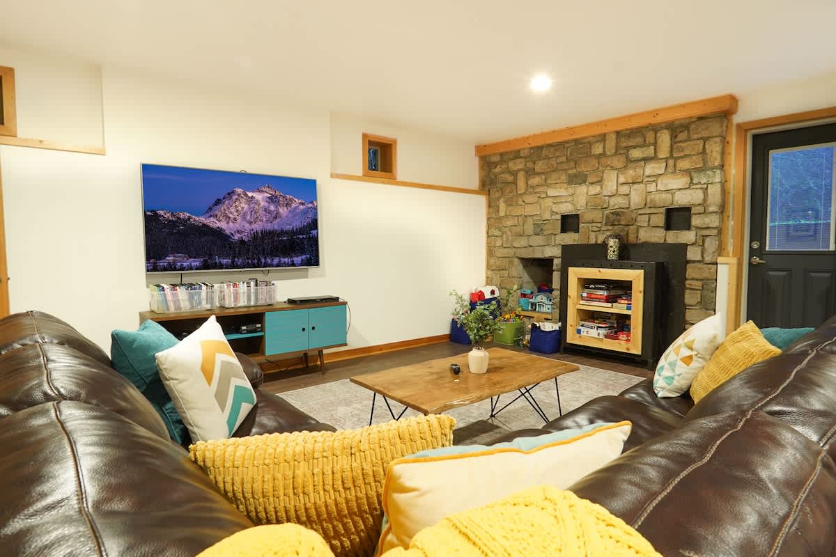 Home in Glacier property photo 5