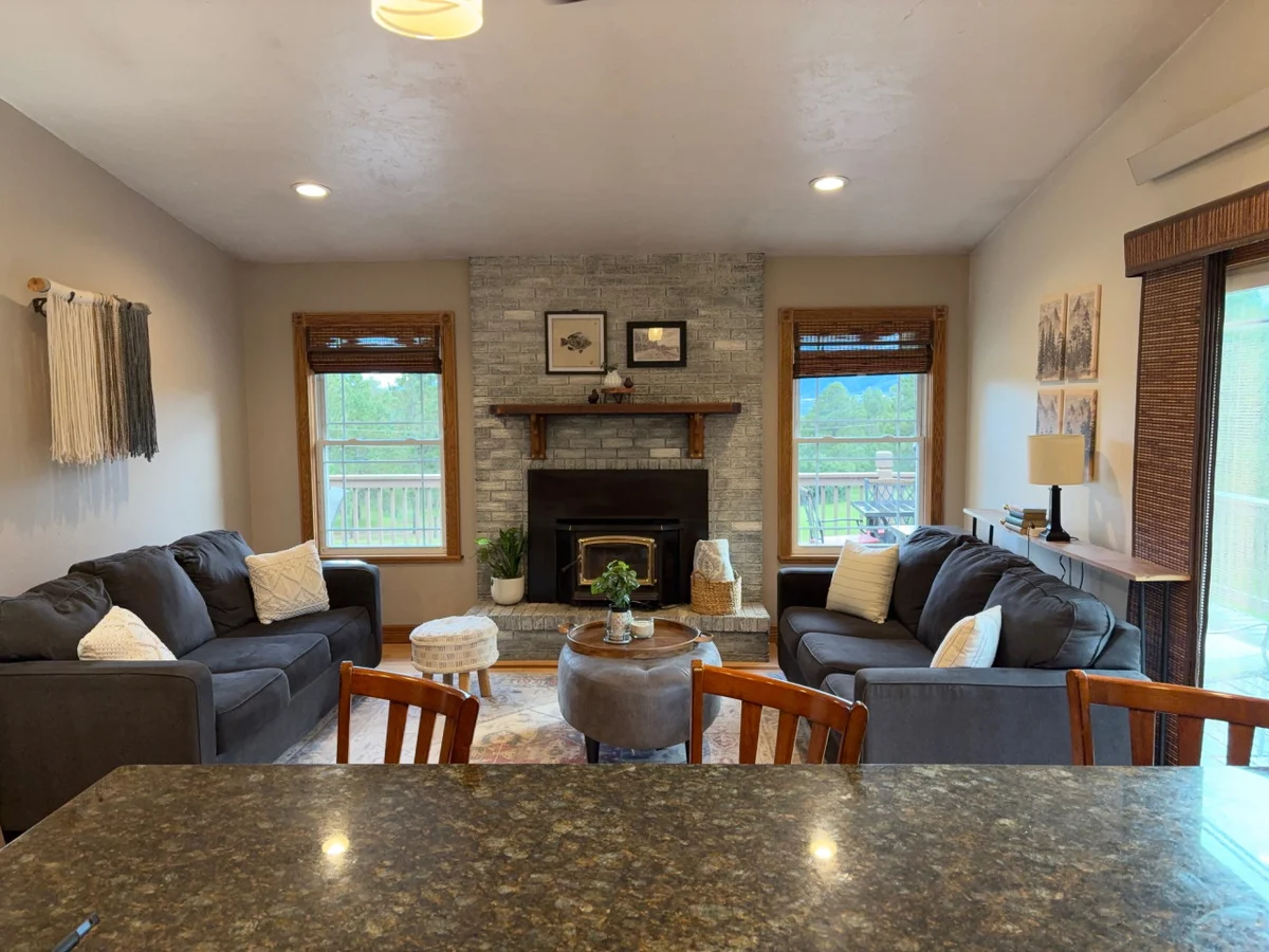 Home in Monument property photo 3