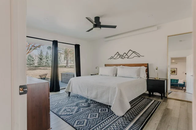 Bedroom 1 image 1