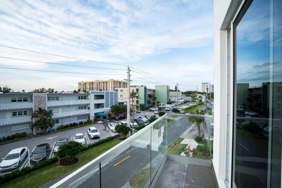 Modern Townhome | Hot Tub | Beach Access #2