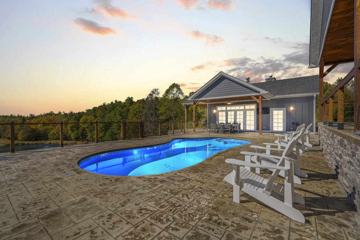 Home in Campton property photo 2