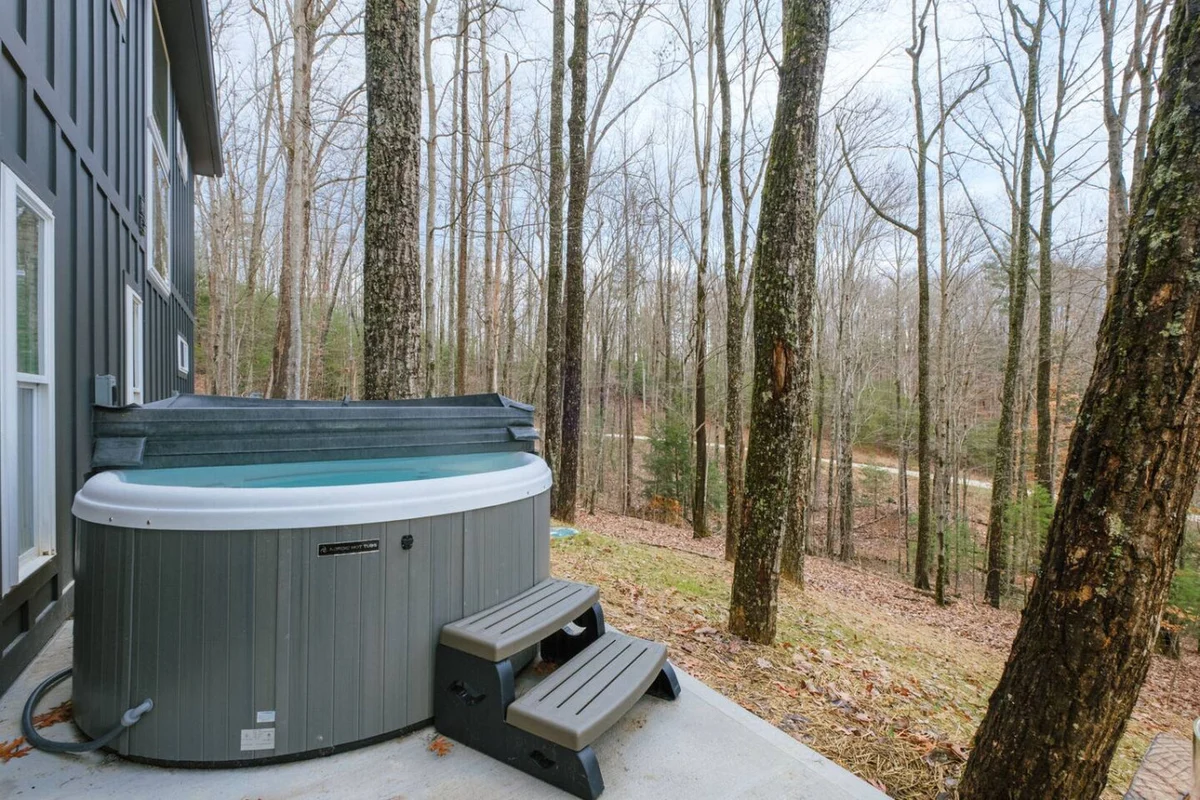 Home in Campton property photo 2