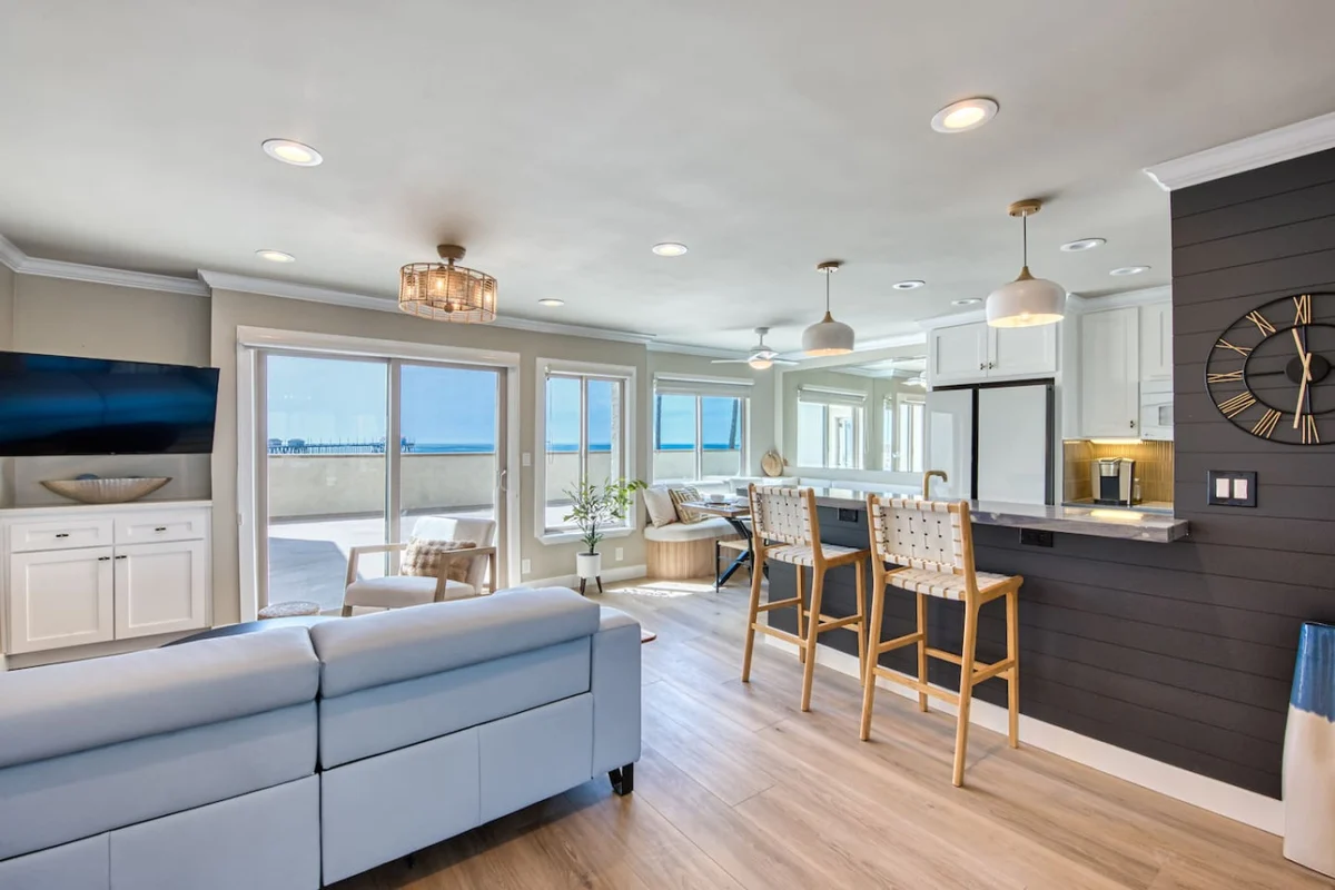 Home in Huntington Beach property photo 2