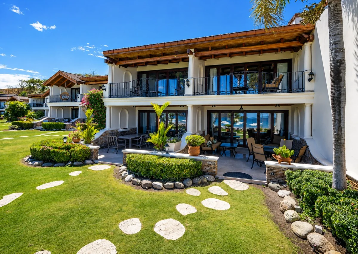 Luxury Oceanfront Villa | The Palms #25