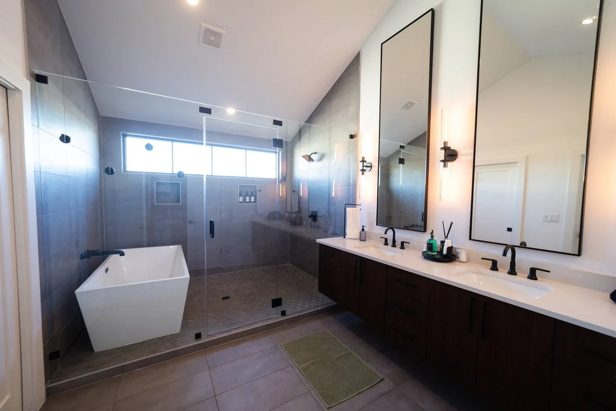 SoCo Social Club: Speakeasy, Pool, Hot Tub & Sauna #16