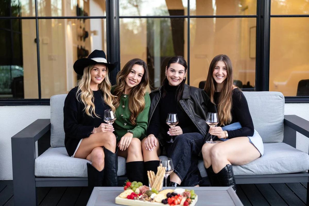 SoCo Social Club: Speakeasy, Pool, Hot Tub & Sauna #57