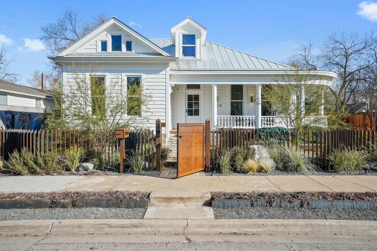 Historic Victorian Estate: Lap Pool & Fire Lounge #52