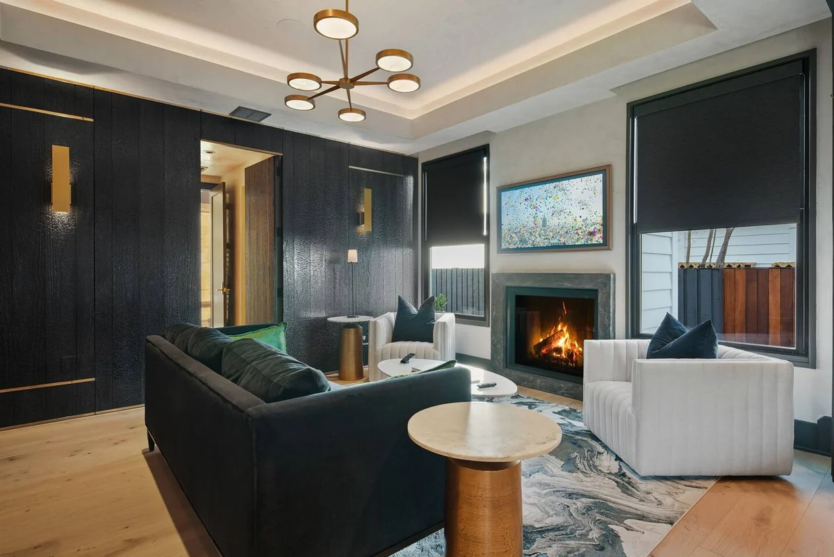 Historic Victorian Estate: Lap Pool & Fire Lounge #63