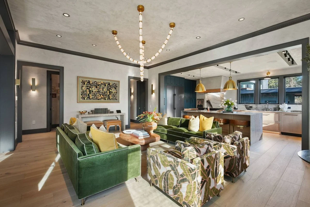 Historic Victorian Estate: Lap Pool & Fire Lounge #70
