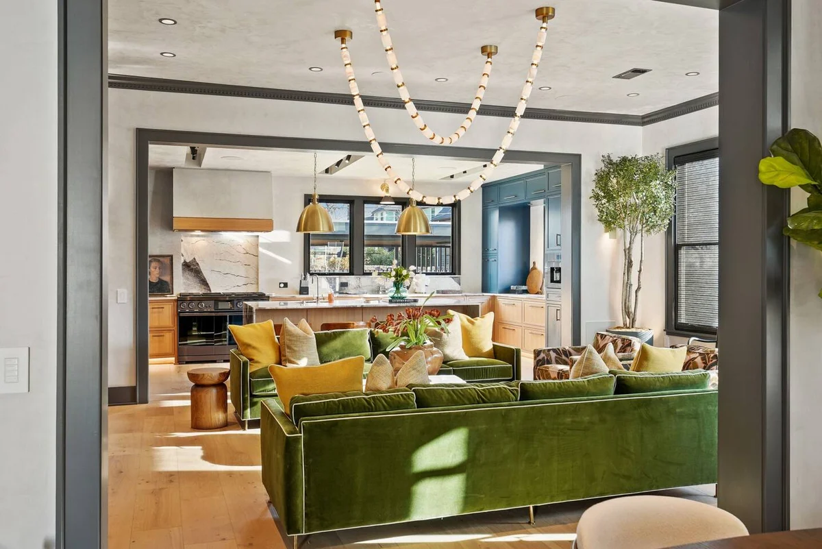 Historic Victorian Estate: Lap Pool & Fire Lounge #74