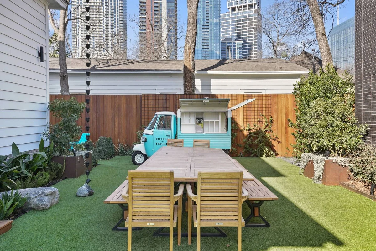 Historic Victorian Estate: Lap Pool & Fire Lounge #96