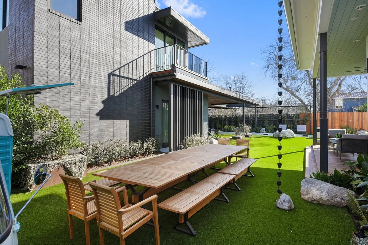 Historic Victorian Estate: Lap Pool & Fire Lounge #97