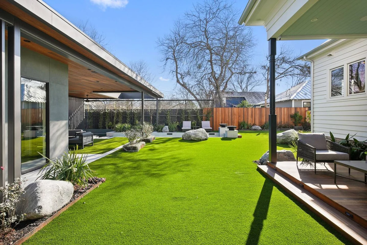 Historic Victorian Estate: Lap Pool & Fire Lounge #98