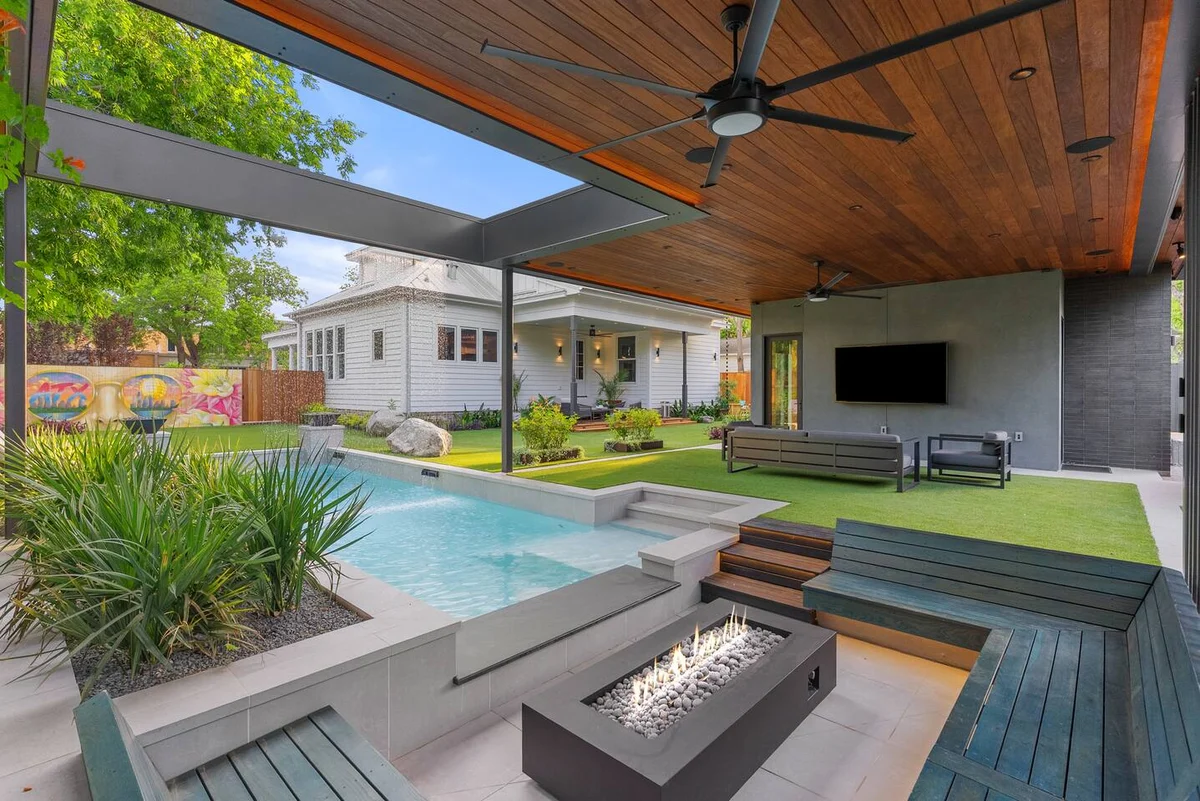 Historic Victorian Estate: Lap Pool & Fire Lounge #66