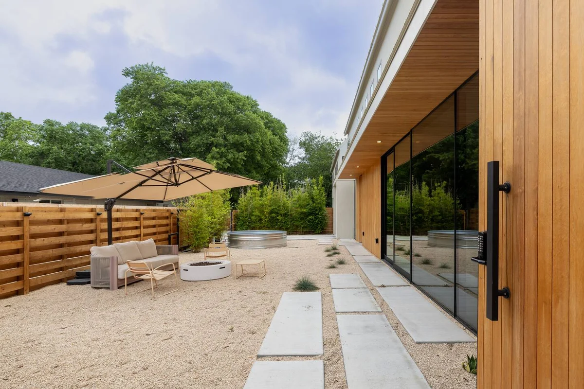 Desert Modern Escape: Cowboy Pool & Firelit Patio #31