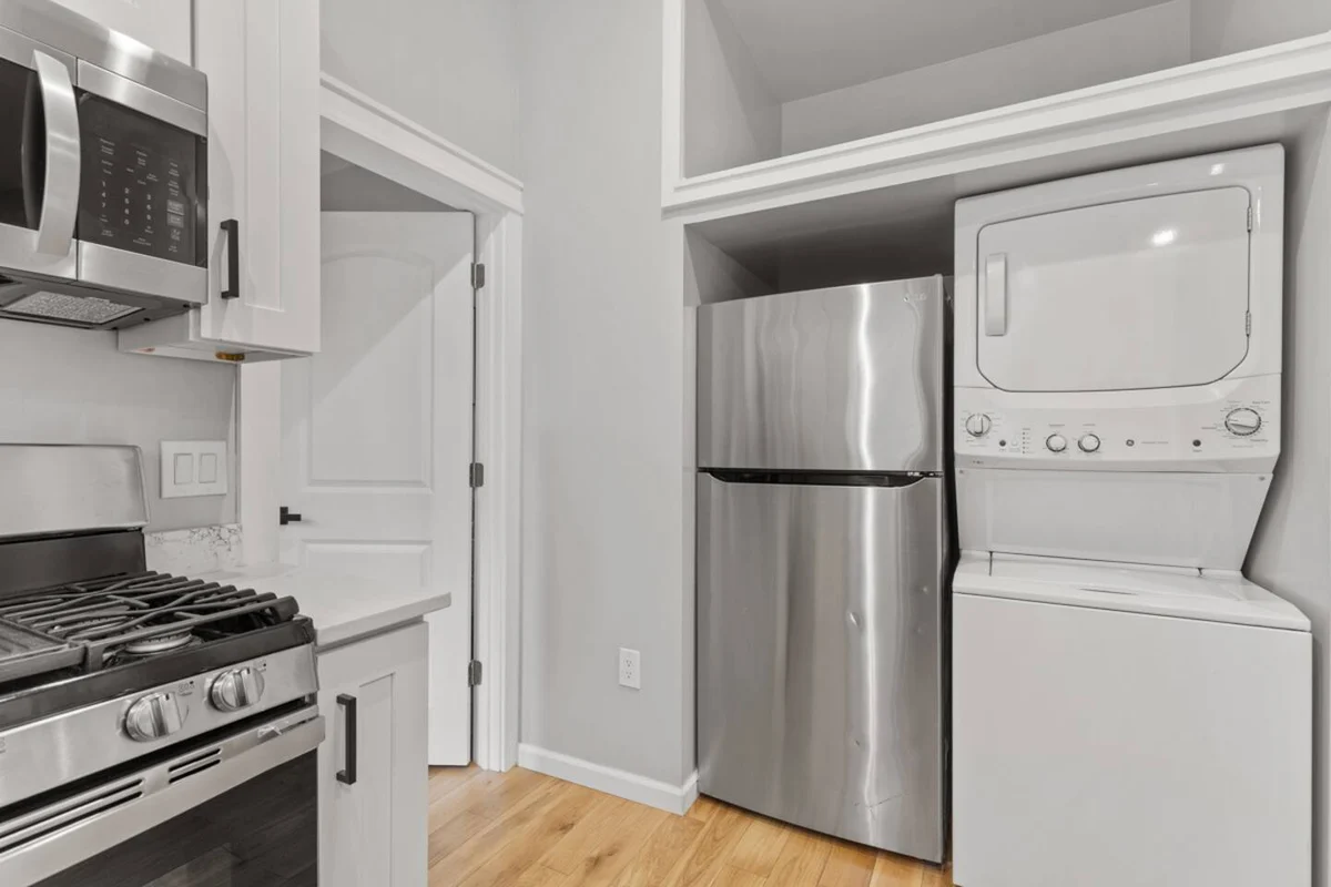Apartment in Pittsburgh property photo 4