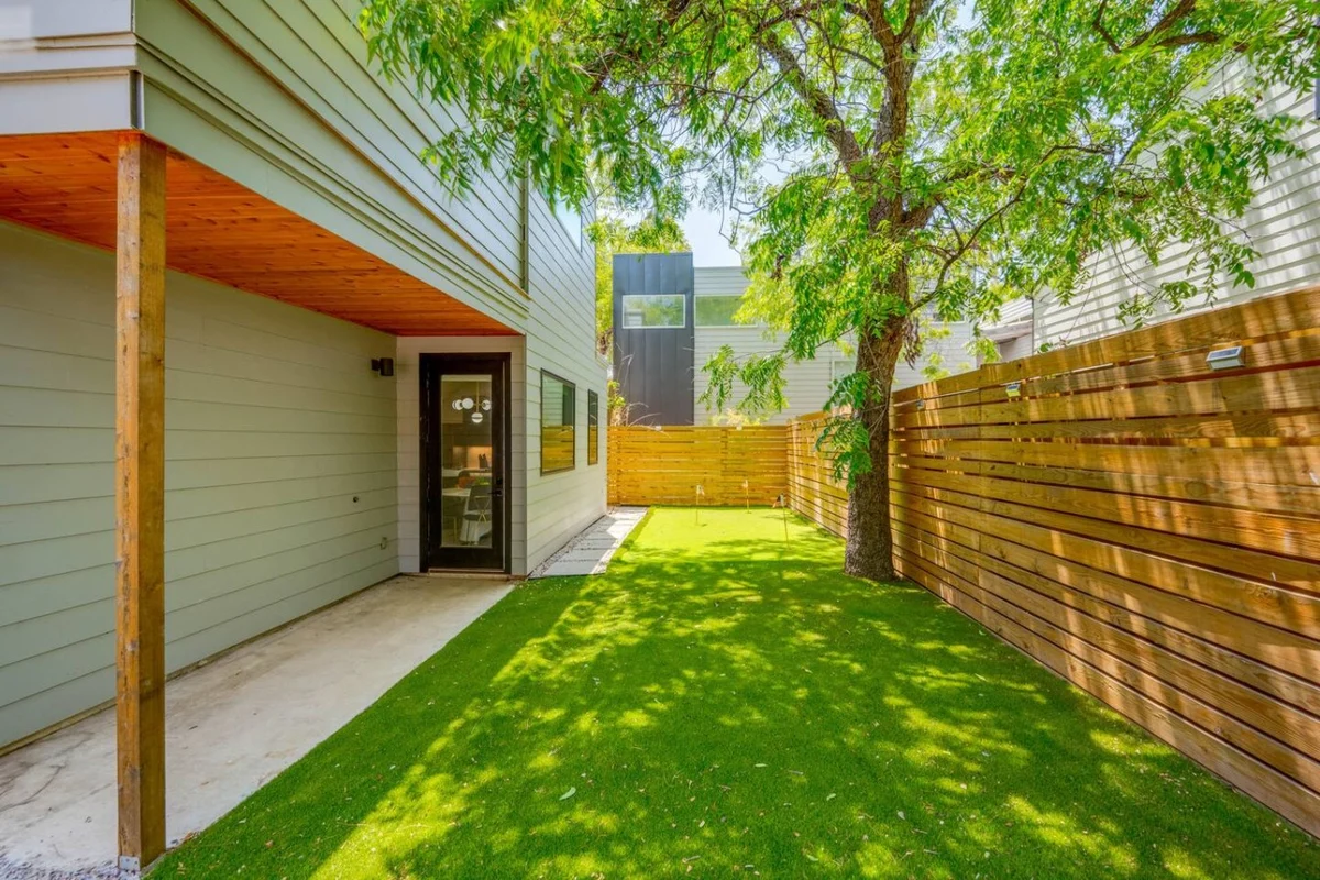 Rooftop Lounge ATX • 2 Fire Pits • Outdoor TV #24