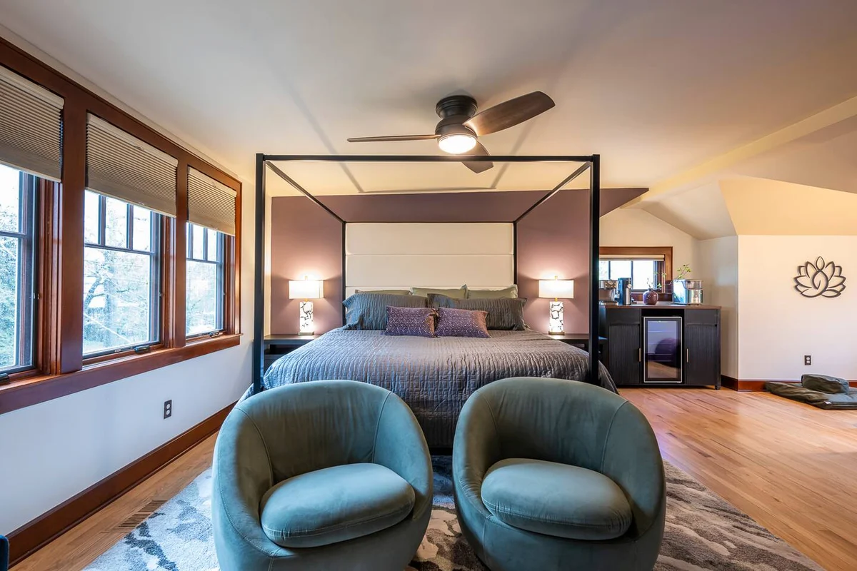 Storybook Escape: Hidden Speakeasy, Hot Tub, Sauna #3