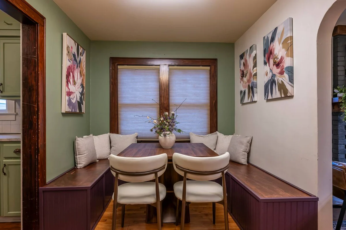 Storybook Escape: Hidden Speakeasy, Hot Tub, Sauna #8