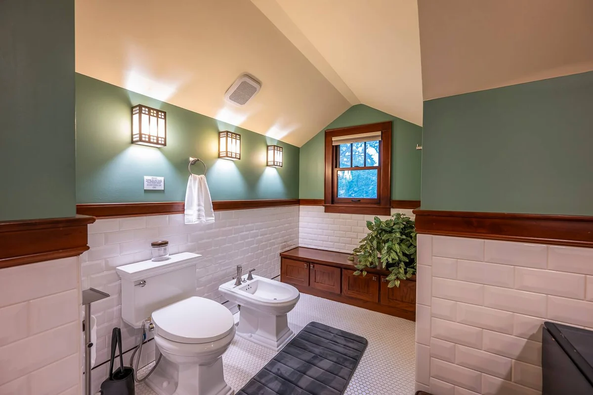 Storybook Escape: Hidden Speakeasy, Hot Tub, Sauna #13