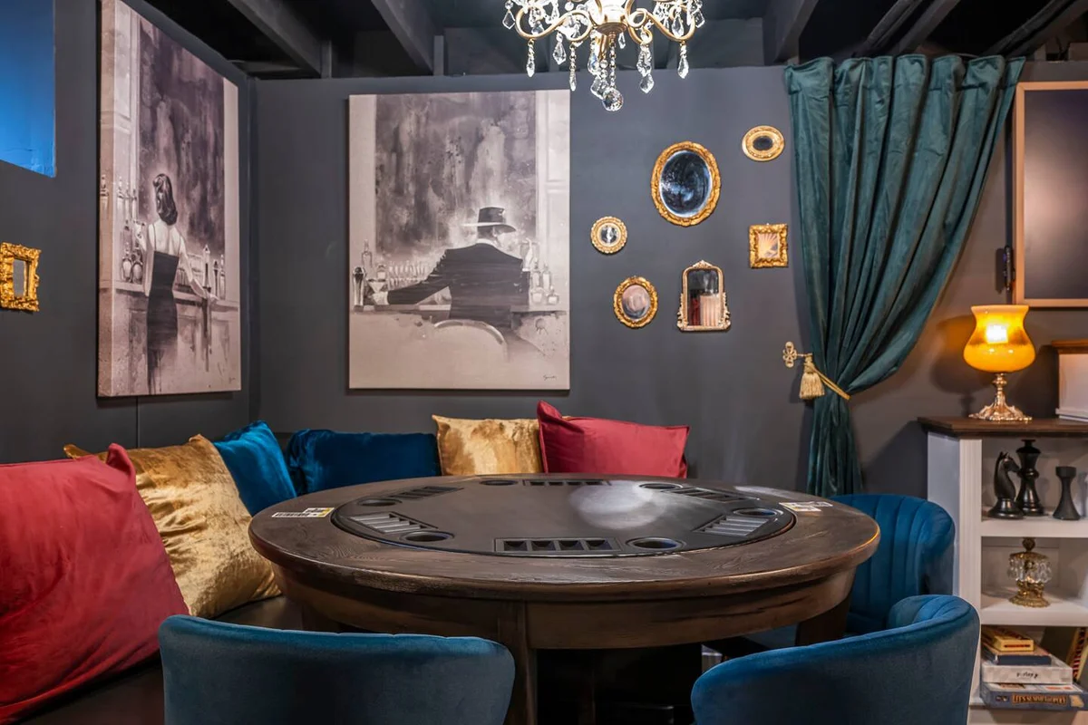 Storybook Escape: Hidden Speakeasy, Hot Tub, Sauna #32