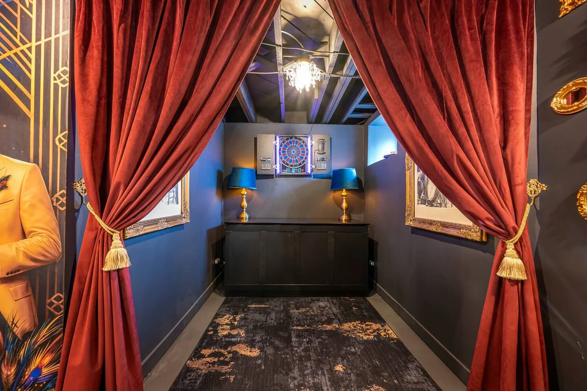 Storybook Escape: Hidden Speakeasy, Hot Tub, Sauna #16