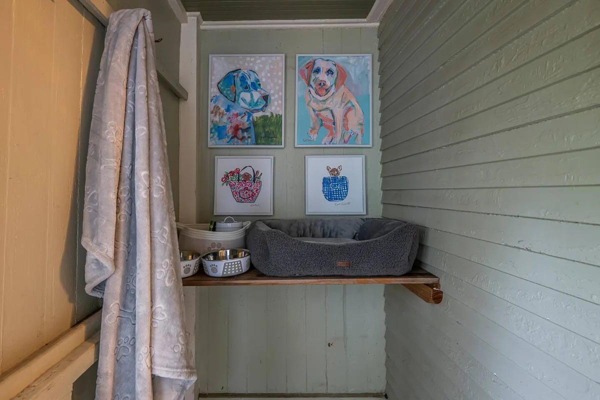 Storybook Escape: Hidden Speakeasy, Hot Tub, Sauna #21