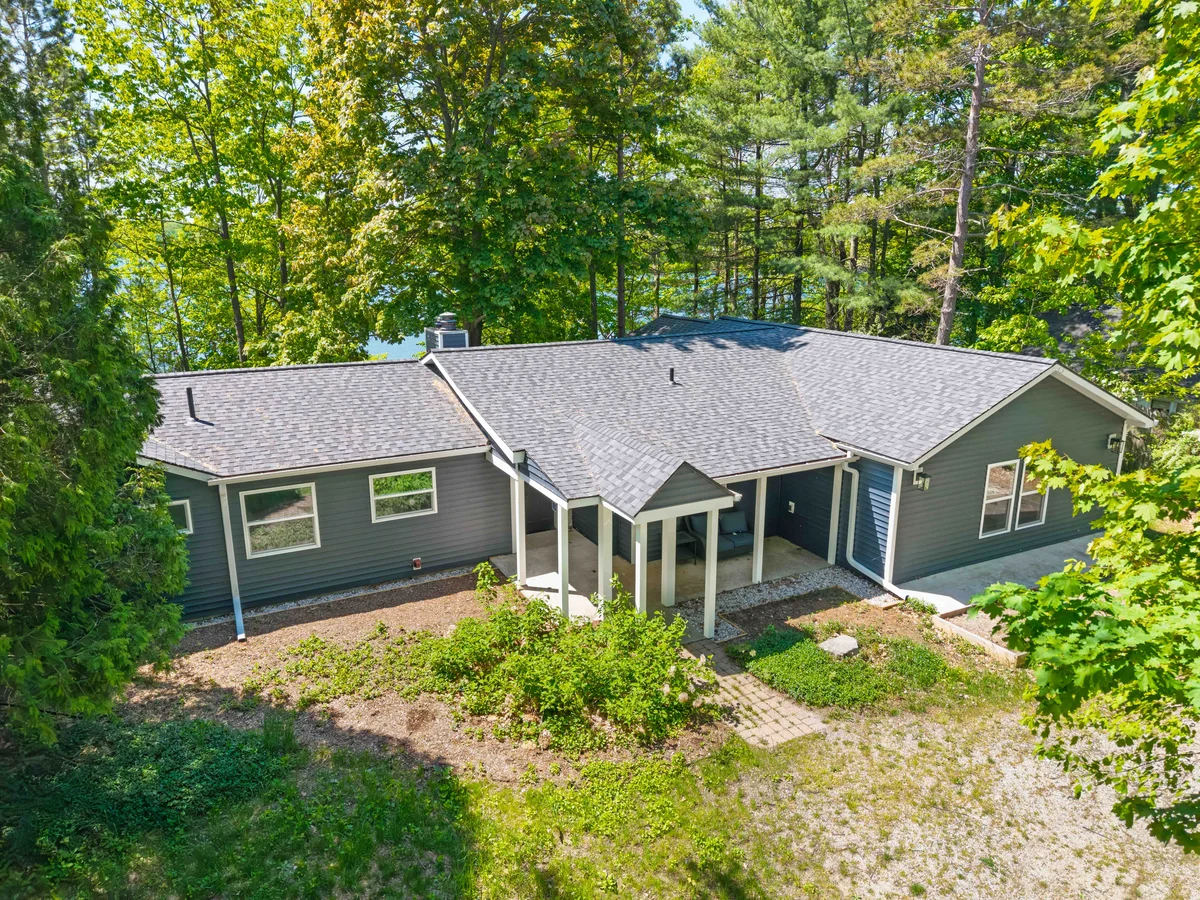 Home in Lake Ann property photo 3