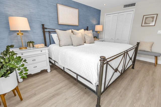 Bedroom 1 image 1