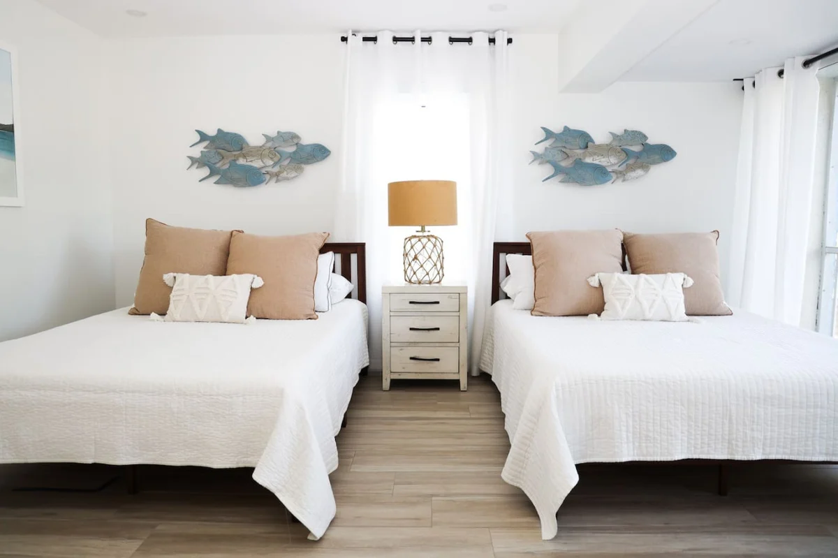 Bedroom 1 image 1