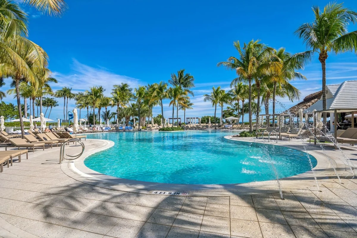 Home in Key Biscayne property photo 2