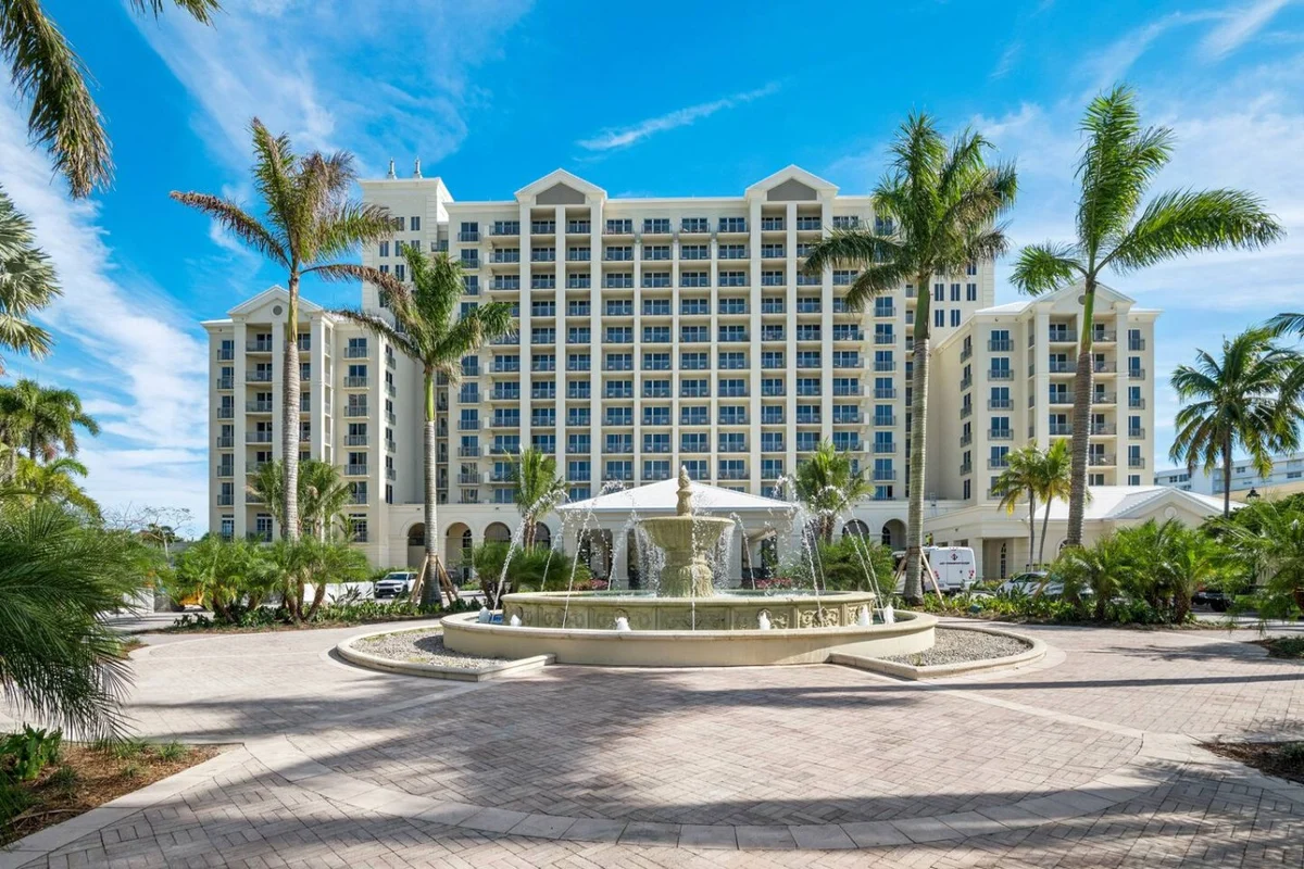 Home in Key Biscayne property photo 3