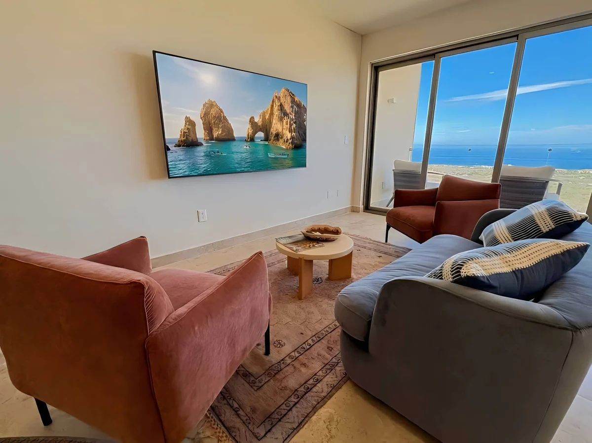Apartment in Los Cerritos property photo 4