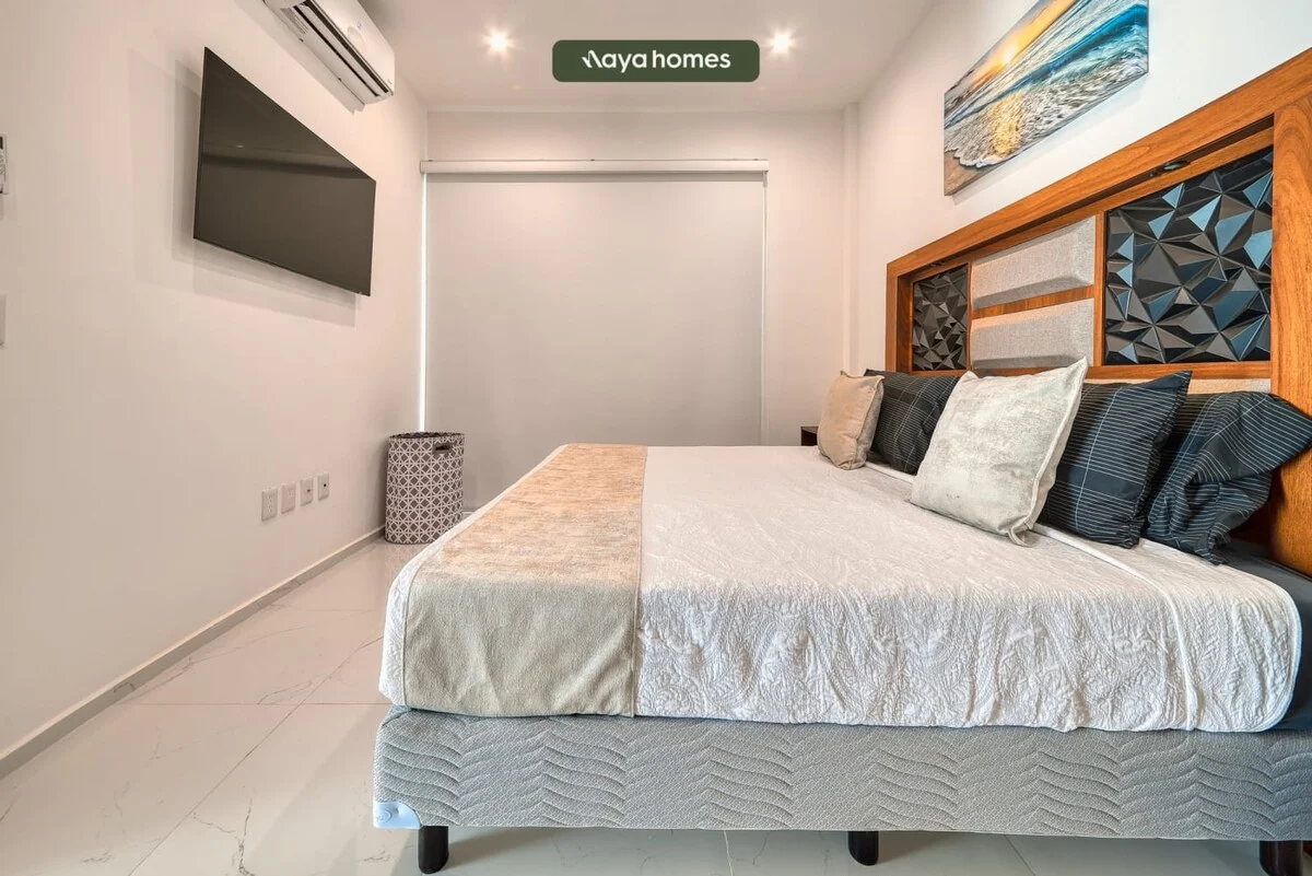Bedroom 1 image 1