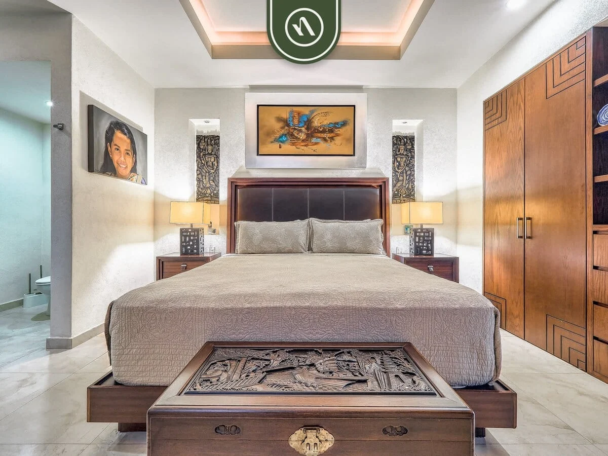 Bedroom 1 image 1
