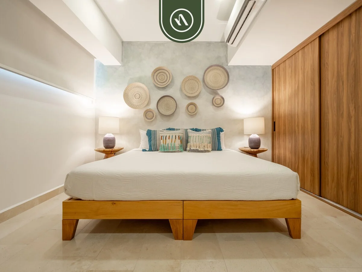 Bedroom 1 image 1