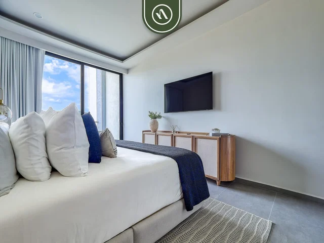 Bedroom 2 image 1