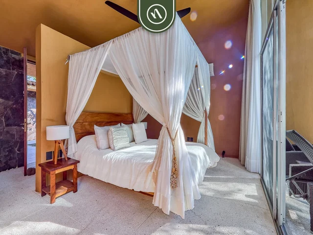Bedroom 1 image 1