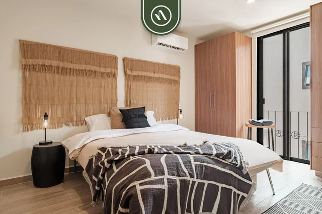 Bedroom 1 image 1