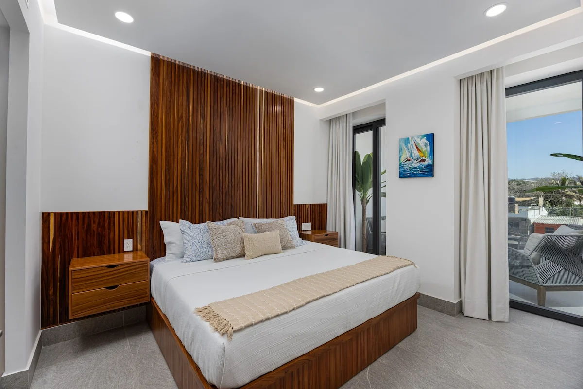 Bedroom 1 image 1
