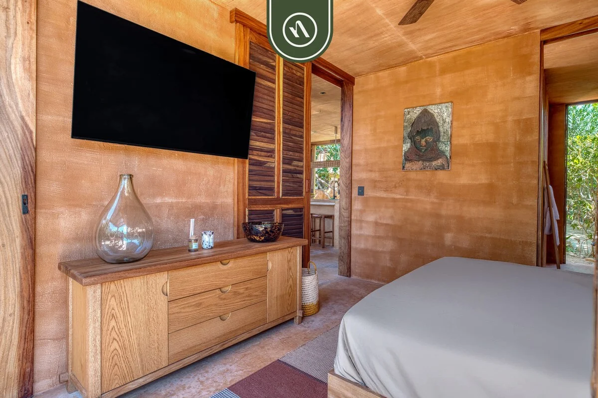 Bedroom 3 image 1