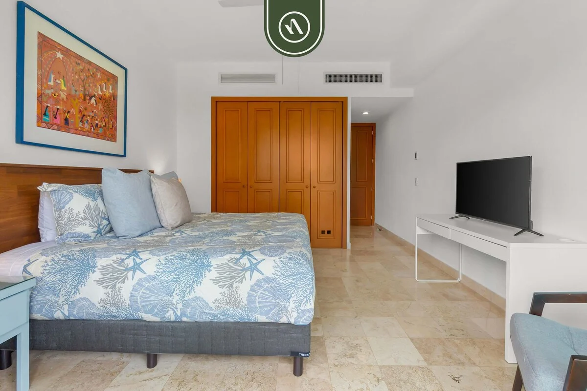Bedroom 1 image 1