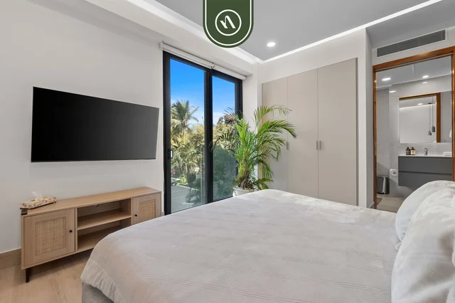 Bedroom 1 image 1
