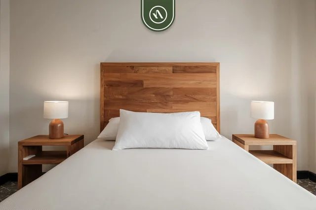 Bedroom 3 image 1
