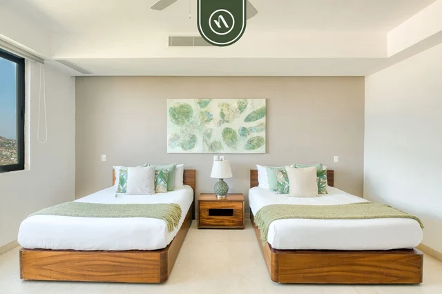 Bedroom 1 image 1