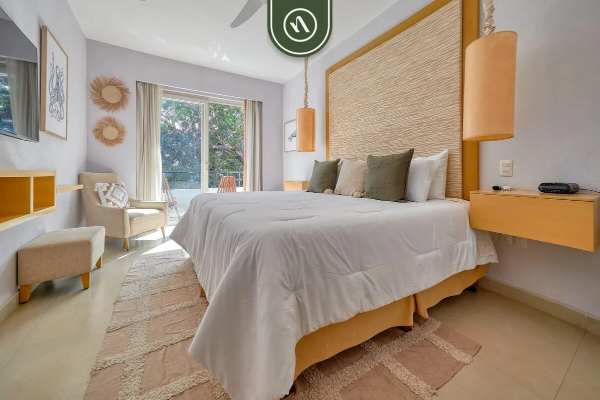 Apartment in Las Juntas property photo 4